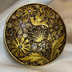 Vintage EUC Damascene Brooch/pin Gorgeous Engraving with a Rhinestone Look
